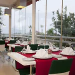 فندق Garden & 5*