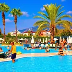 Hotel Garden & 5*