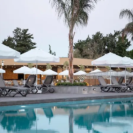 Hotel Garden & 5*