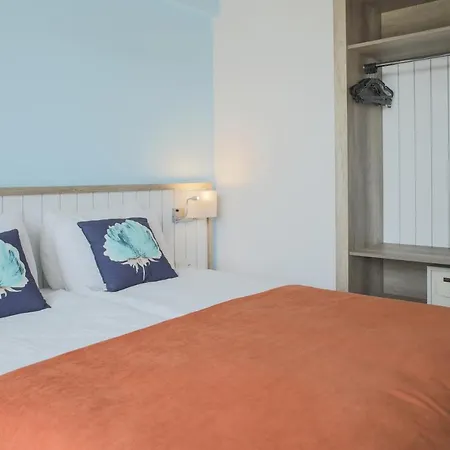 Hotel Garden & 5*