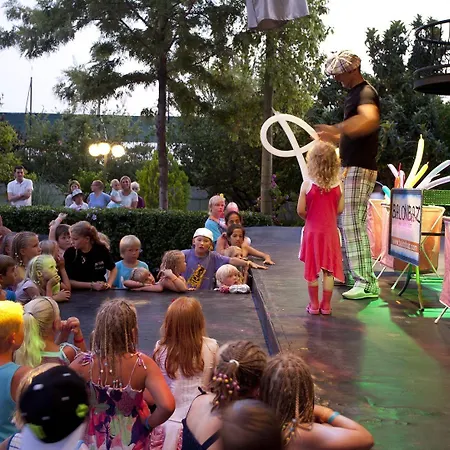 فندق Garden & 5*