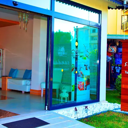 Garden & فندق 5*